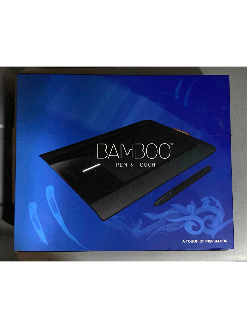 WACOM CTH-460 Bamboo Pen and Touch Graphics Tablet  - Complete